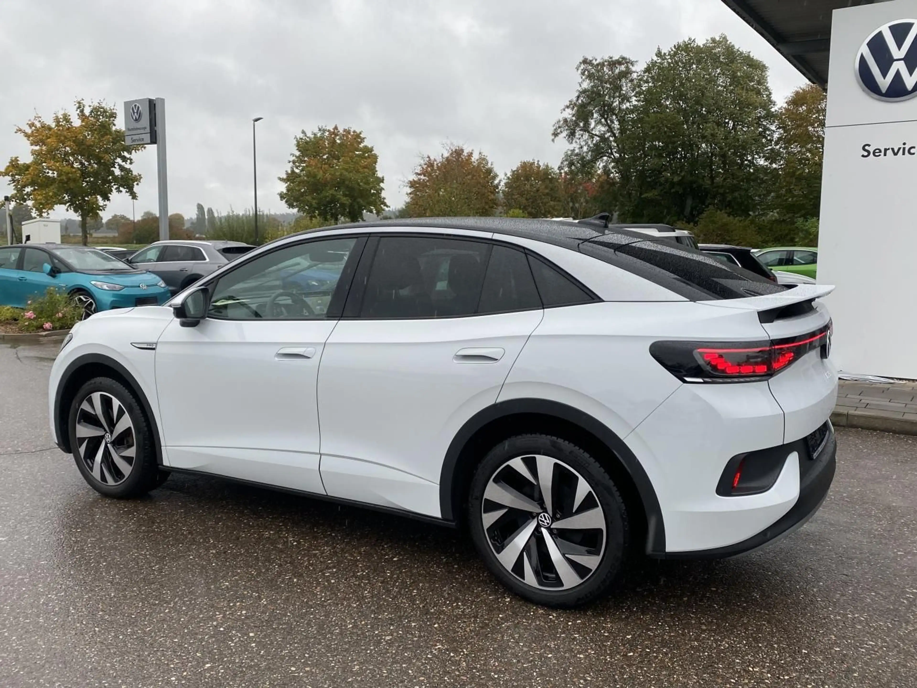 Volkswagen ID.5 PRO WÄRMEPUMPE+AHK+20"+APP-CONNECT+NAVI+LE — photo 3
