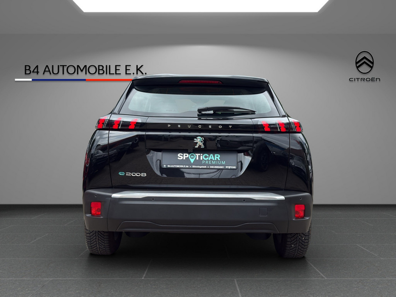 Peugeot e-2008 — photo 6