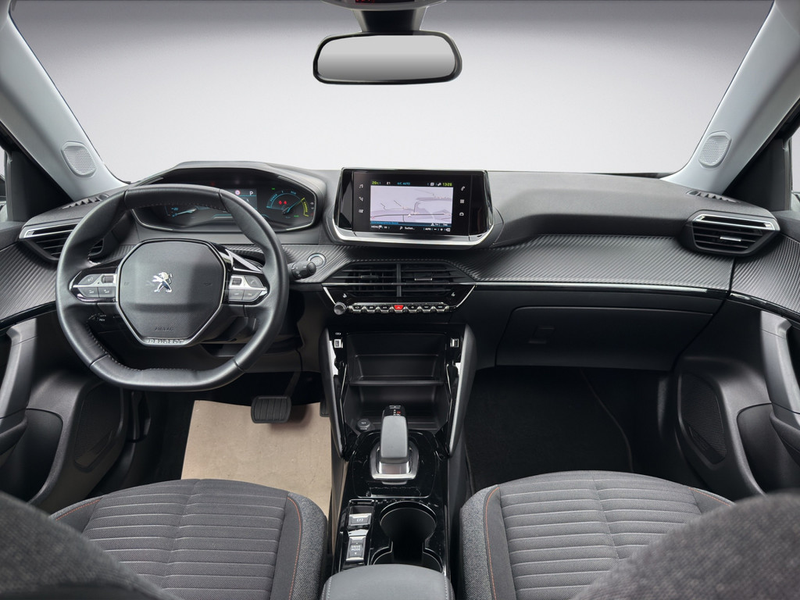 Peugeot e-2008 — photo 13