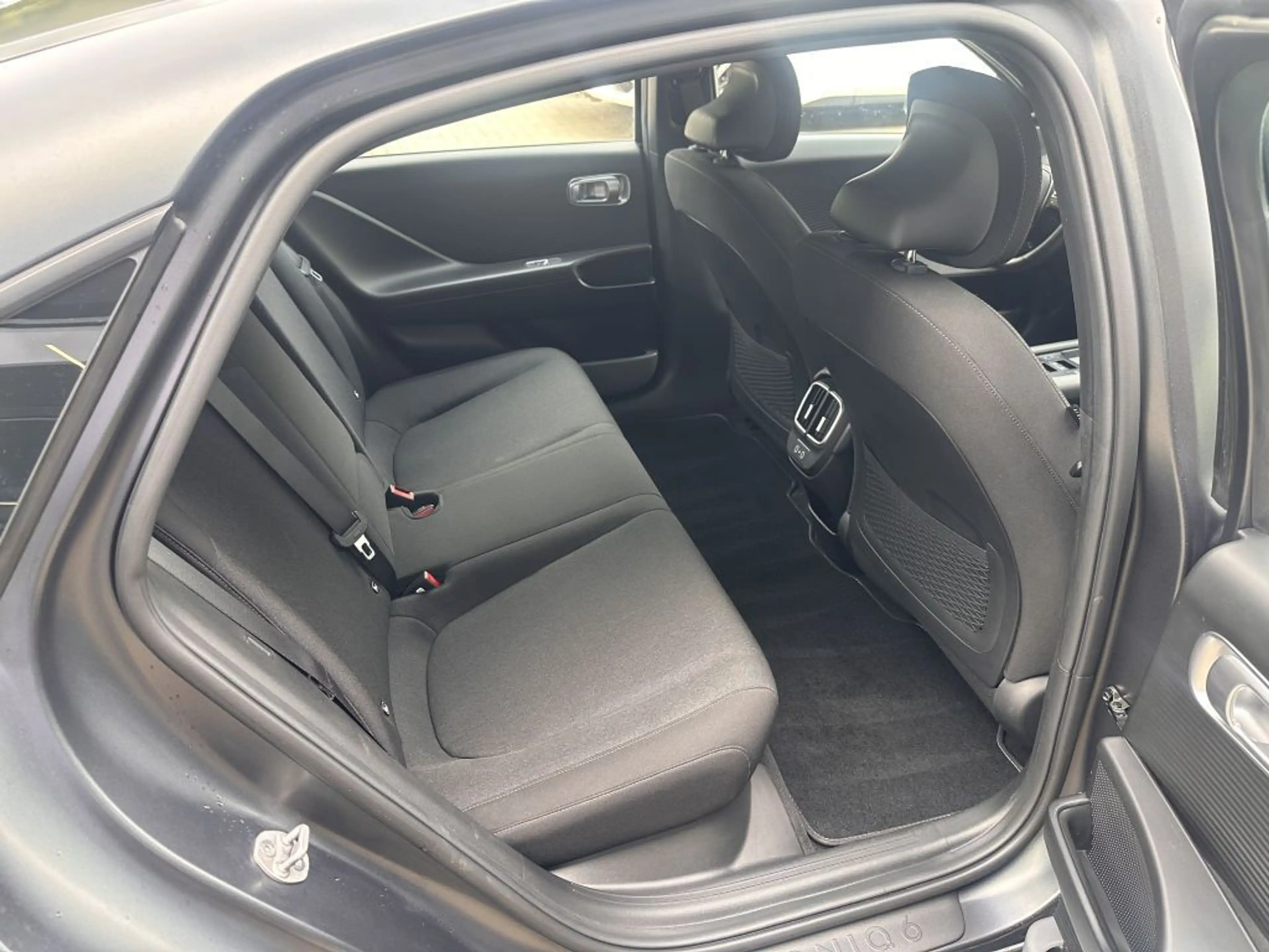 Hyundai IONIQ 6 53 kWh +WÄRMEPUMPE+ — photo 10