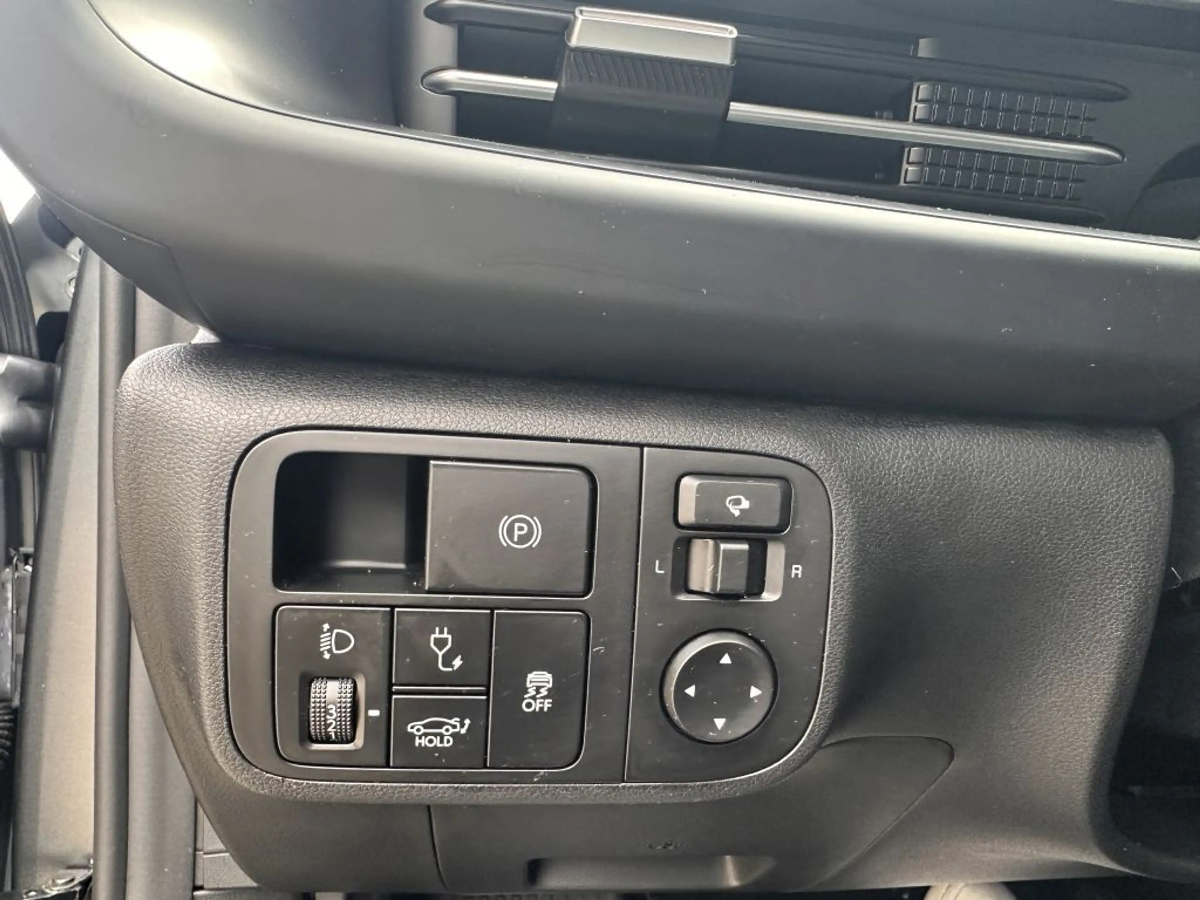 Hyundai IONIQ 6 53 kWh +WÄRMEPUMPE+ — photo 12