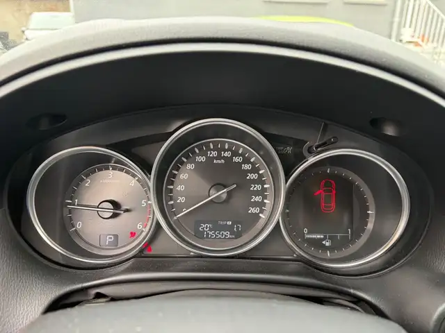 Mazda CX-5 view 9