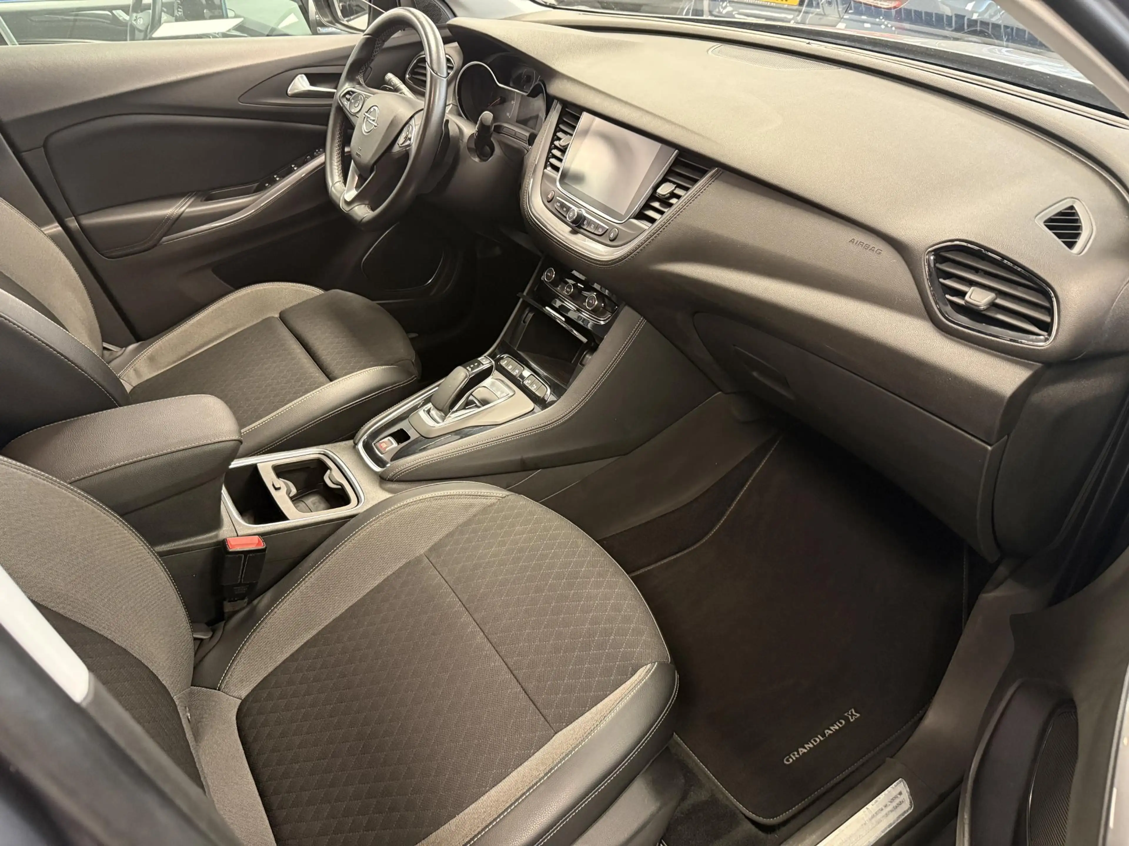 Opel Grandland X 1.6 Turbo Hybrid4 Business Executive * Carplay * C — photo 7