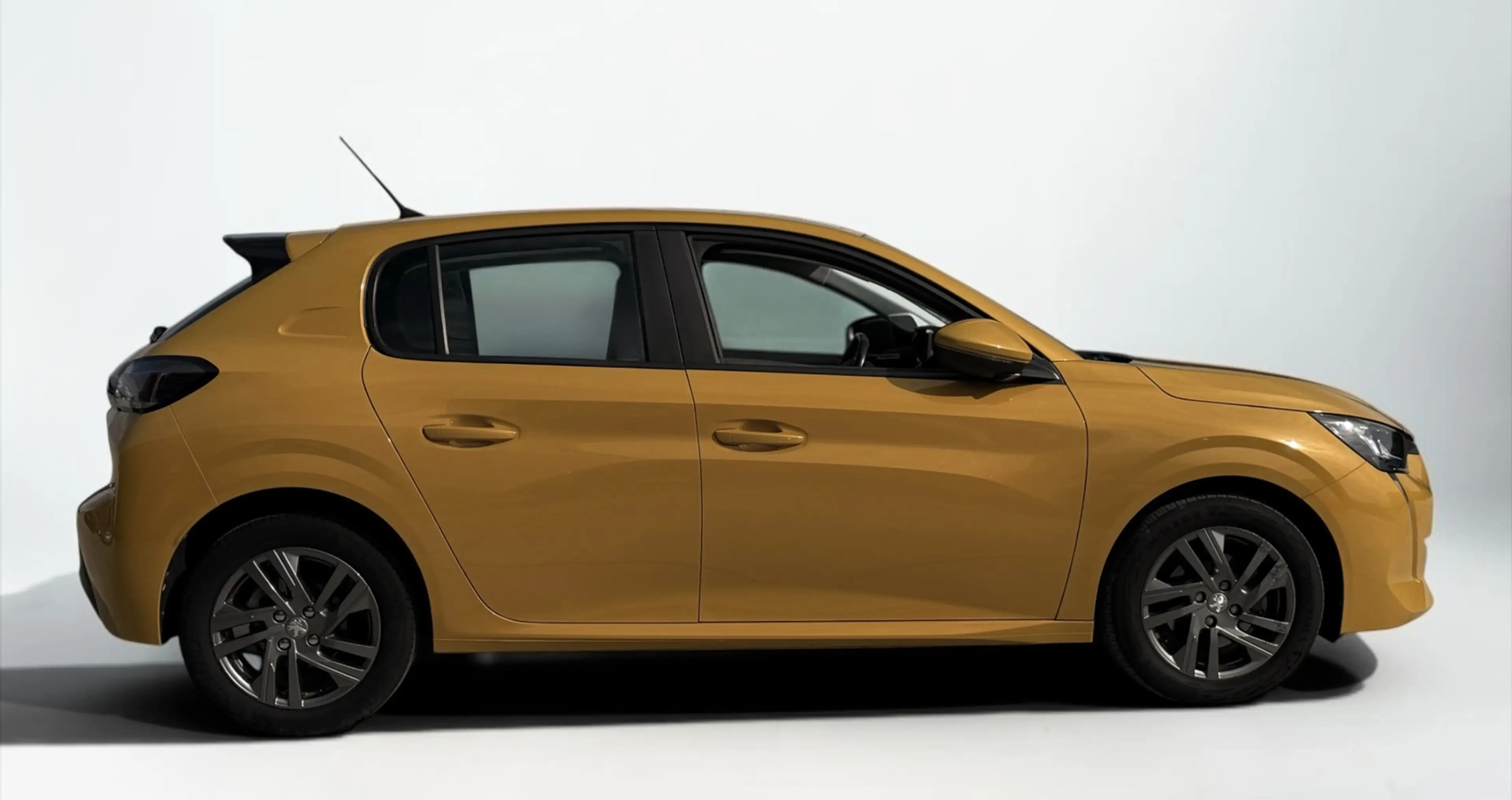 Peugeot 208 1.2 PureTech Active Pack — photo 11