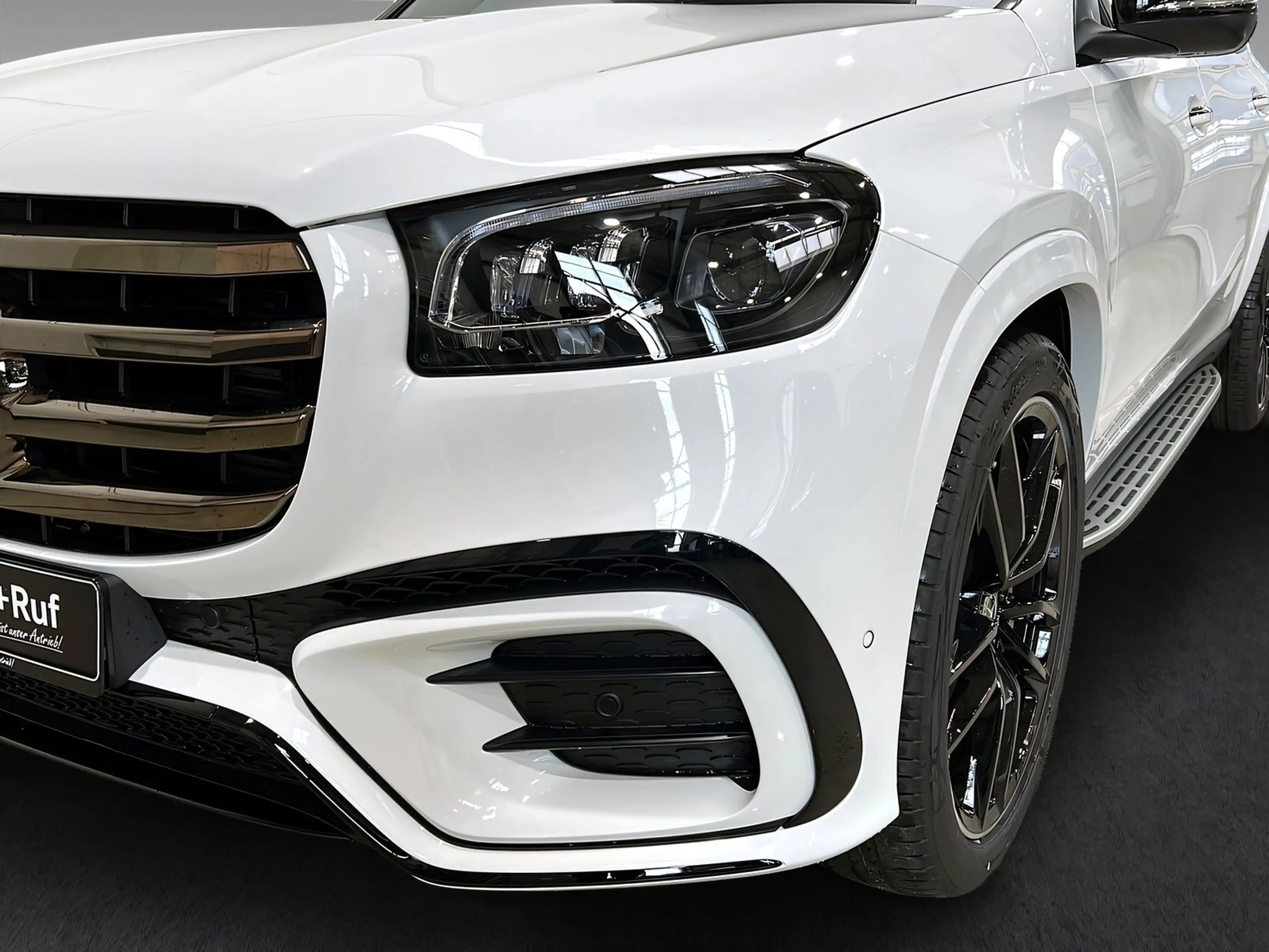 Mercedes-Benz GLS 450 d 4M AMG+DIST+NIGHT+Burm+StHz+HuD+AHK+360 — photo 15