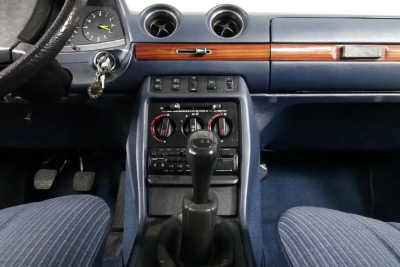 Mercedes-Benz 200 Kombi /. H- Kennzeichen, foto 9