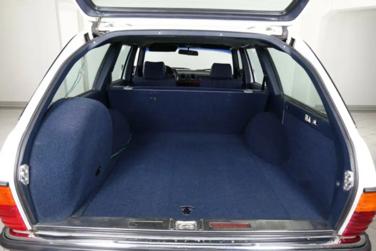 Mercedes-Benz 200 Kombi /. H- Kennzeichen, foto 4