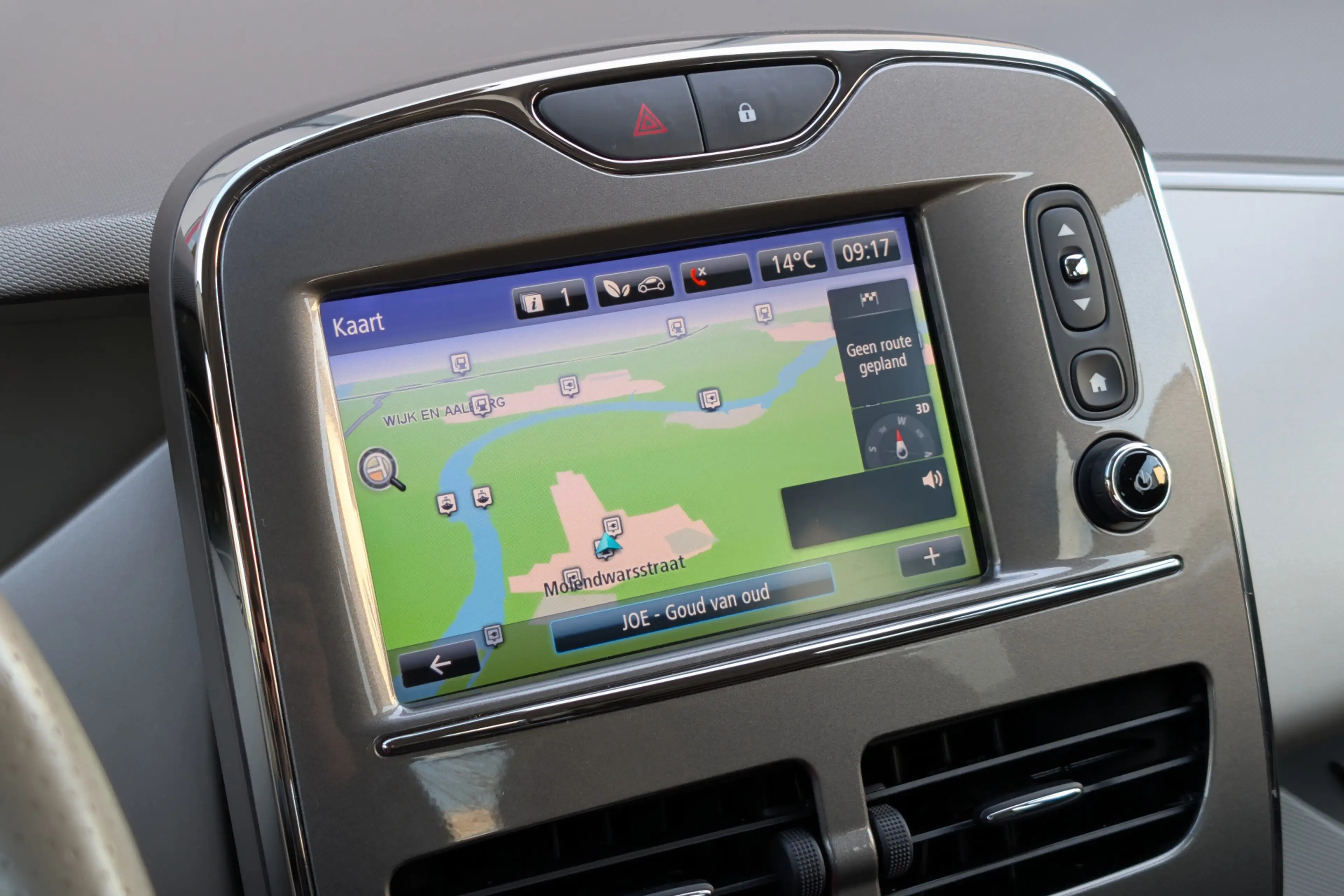 Renault ZOE R90 Bose 41kWh KOOPACCU SOH 87% 3-Fase — photo 22
