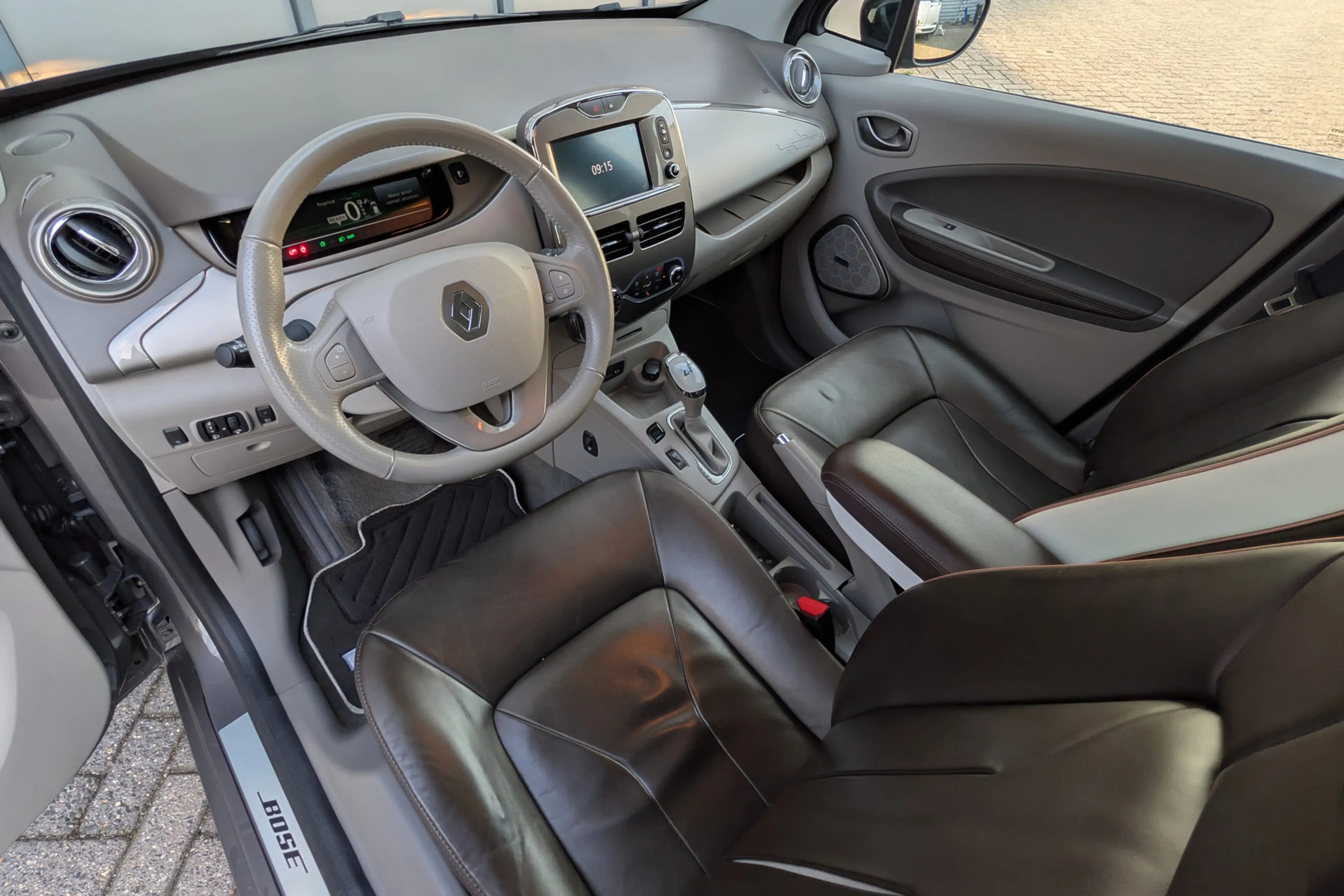 Renault ZOE R90 Bose 41kWh KOOPACCU SOH 87% 3-Fase — photo 3