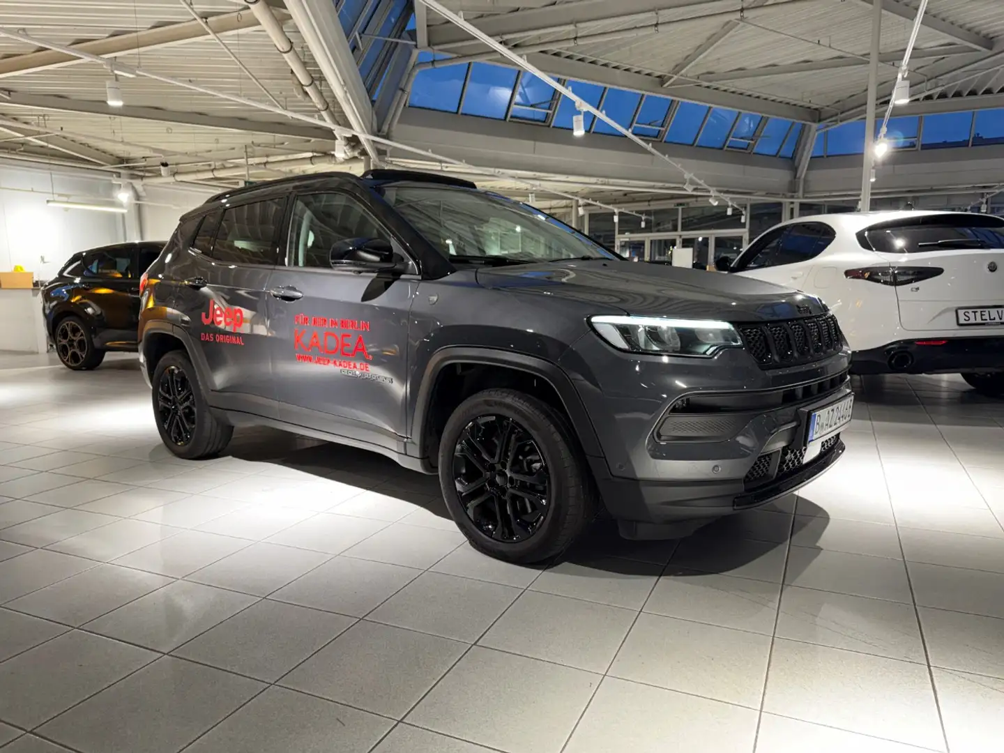 Jeep Compass 1.3 PHEV 4xe 360°Kamera,Navi,Schiebedach Grau - 2