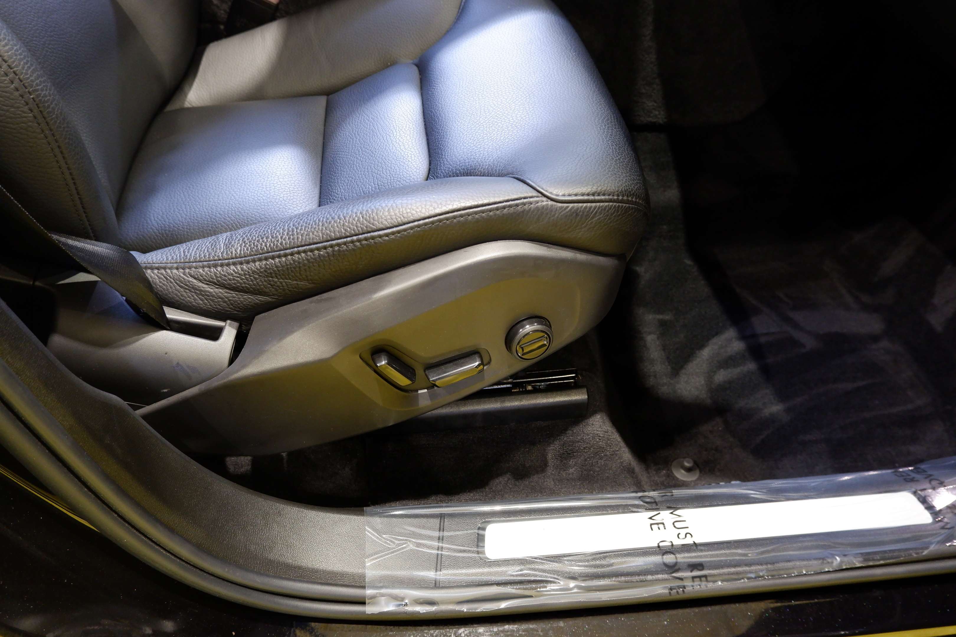 2022 Volvo XC60 RECHARGE, INSCRIPTION EXPRESSION, WINTER PACK ET + thumb 11