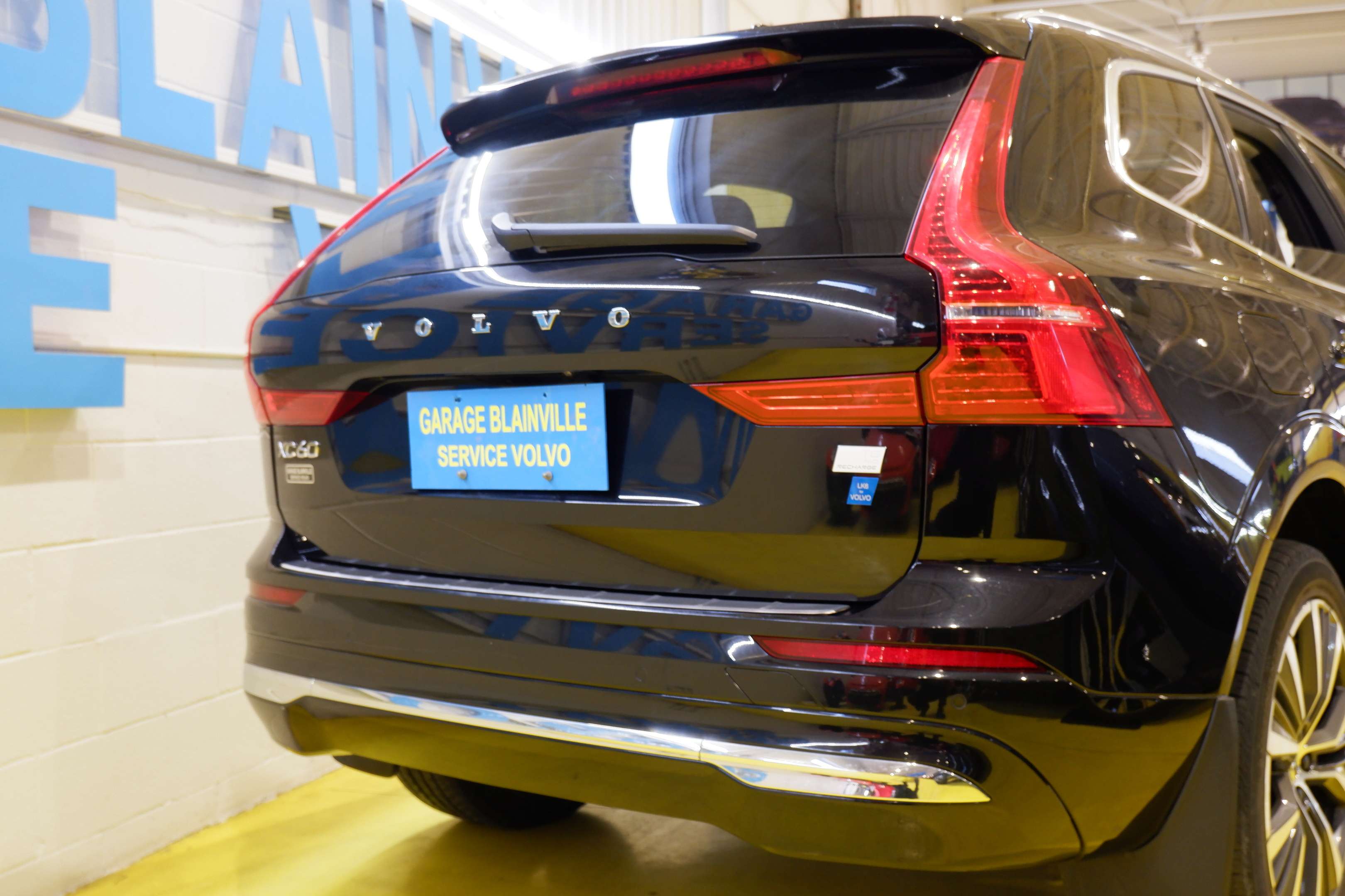 2022 Volvo XC60 RECHARGE, INSCRIPTION EXPRESSION, WINTER PACK ET + alt 5