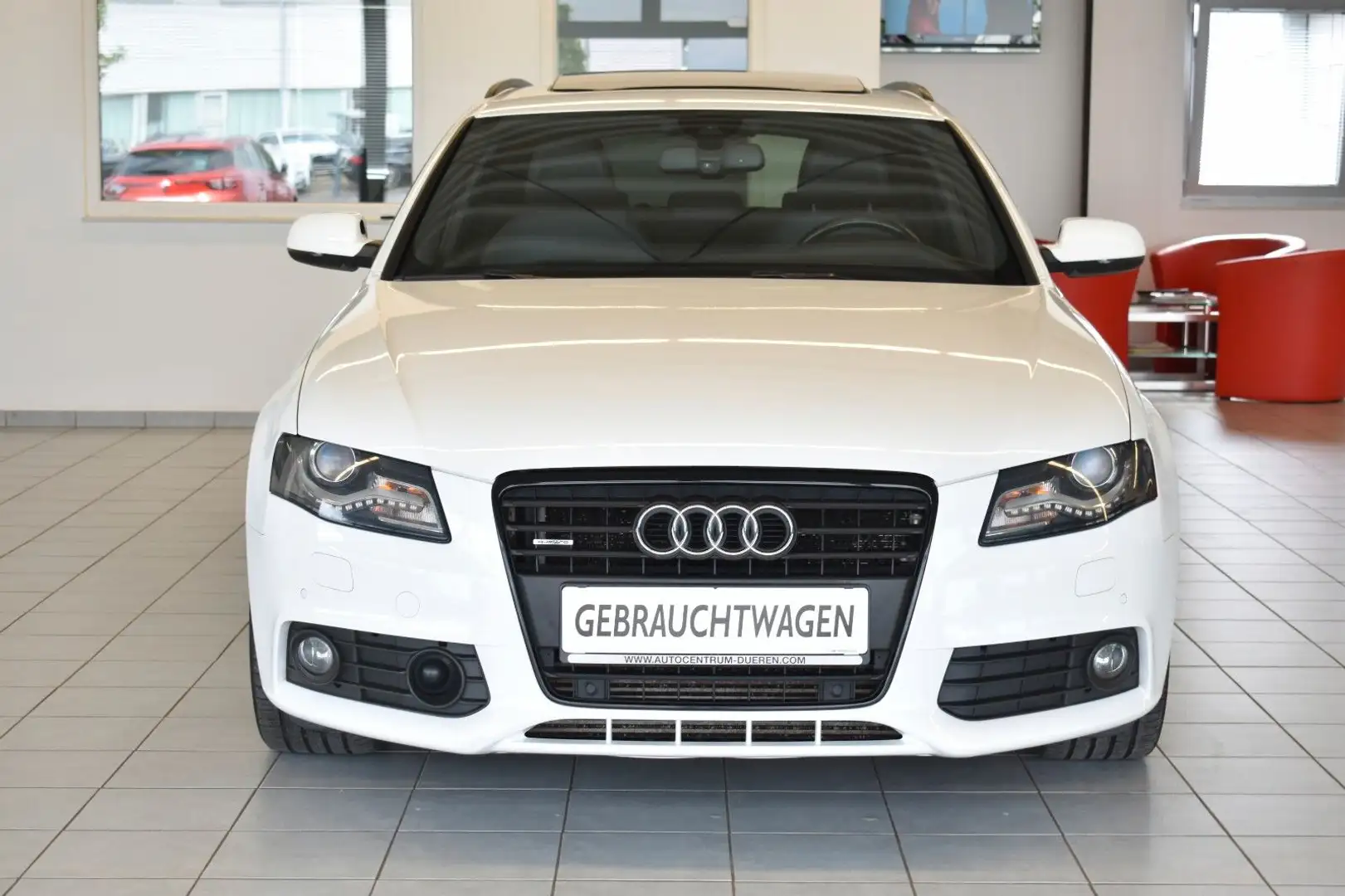 Audi A4 Avant AUT./S-line Sportpaket / plus quattro Weiß - 2