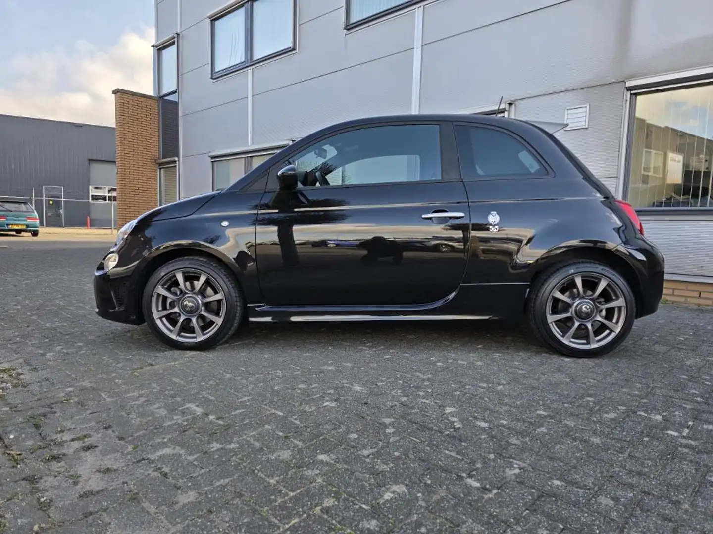 Abarth 595 1.4 T-Jet 70th Anniversary Uniek NL-auto NAP Carpl Zwart - 2