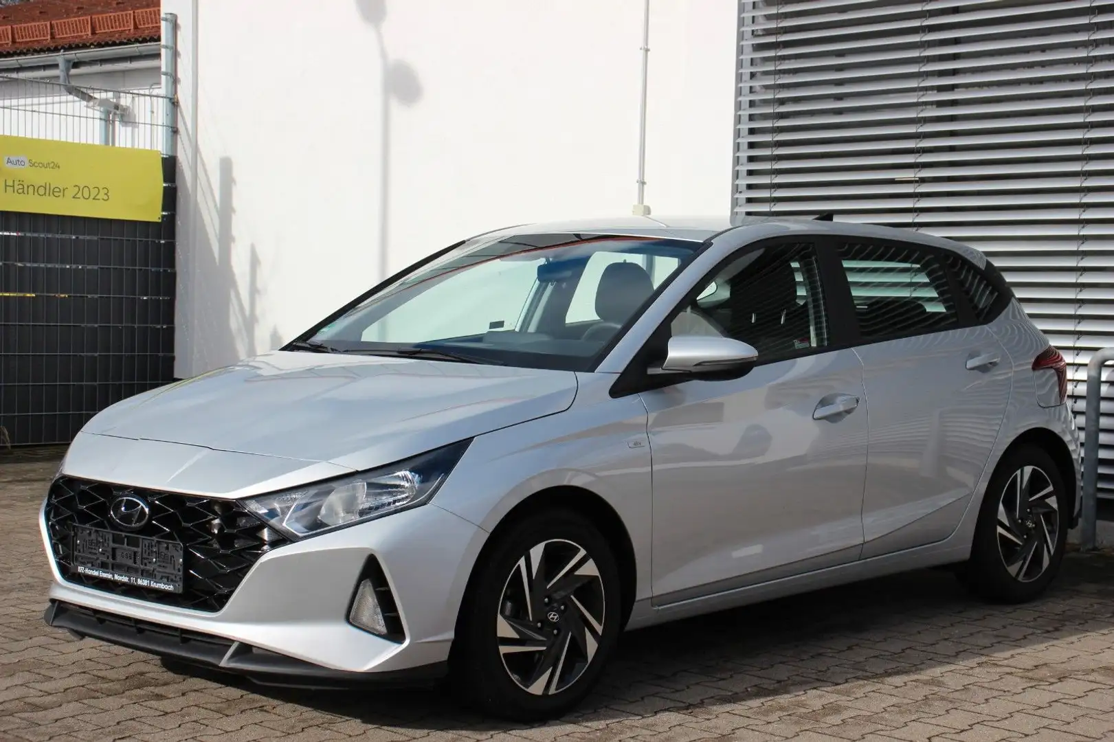 Hyundai i20 1.0 T-GDI Hybrid # Kamera # SHZ # Tempomat Silber - 1