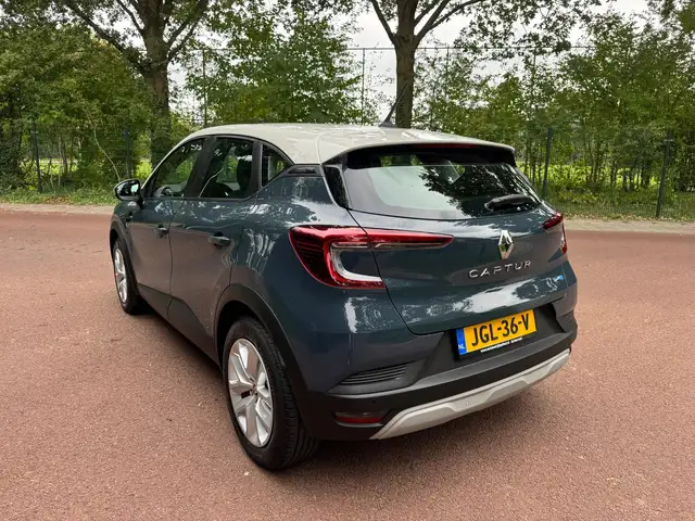 Renault Captur view 7