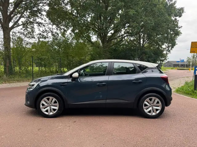 Renault Captur view 8