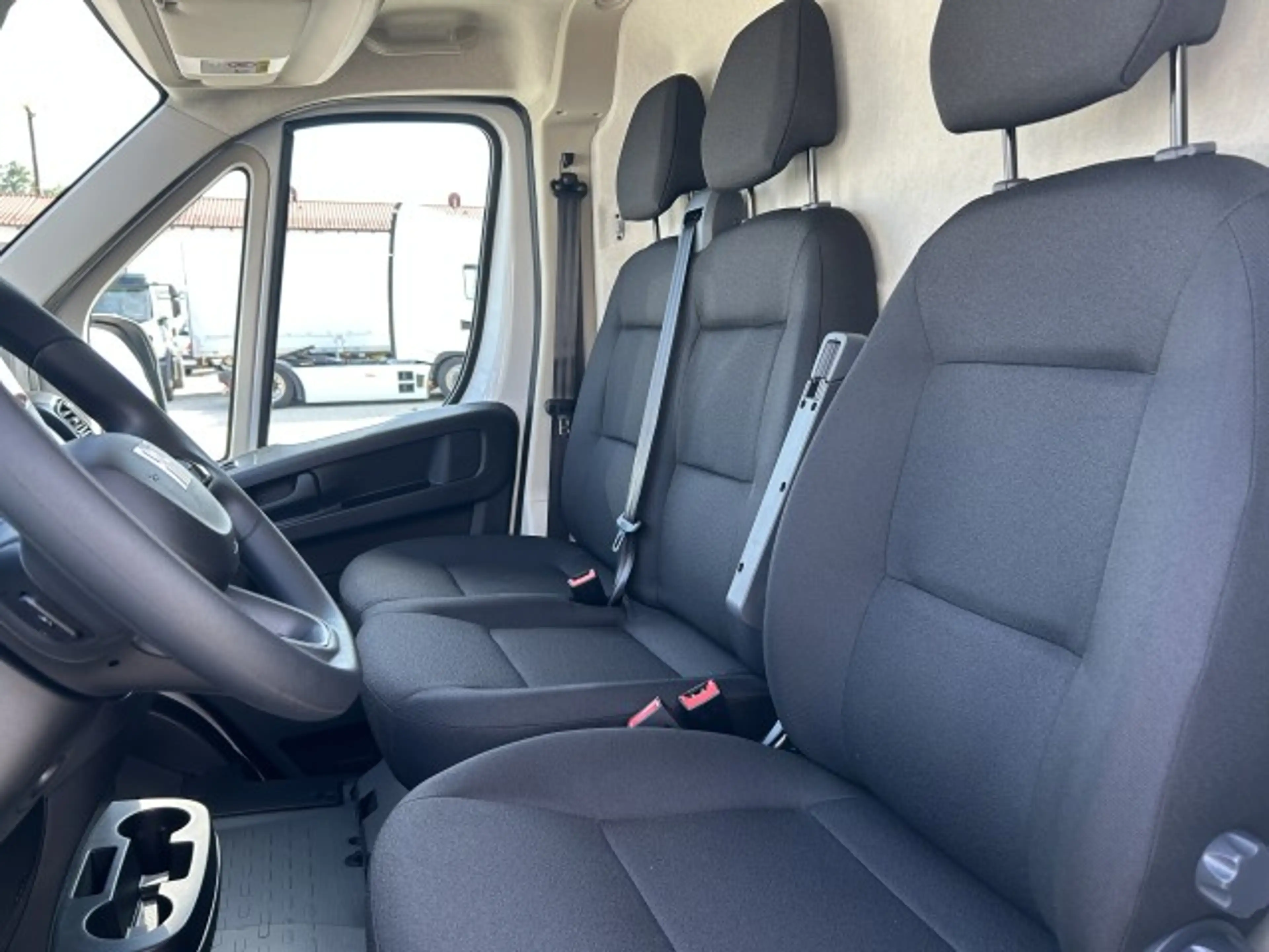 Fiat Ducato KASTENWAGEN MAXI 35 L3H2 140 MT — photo 17