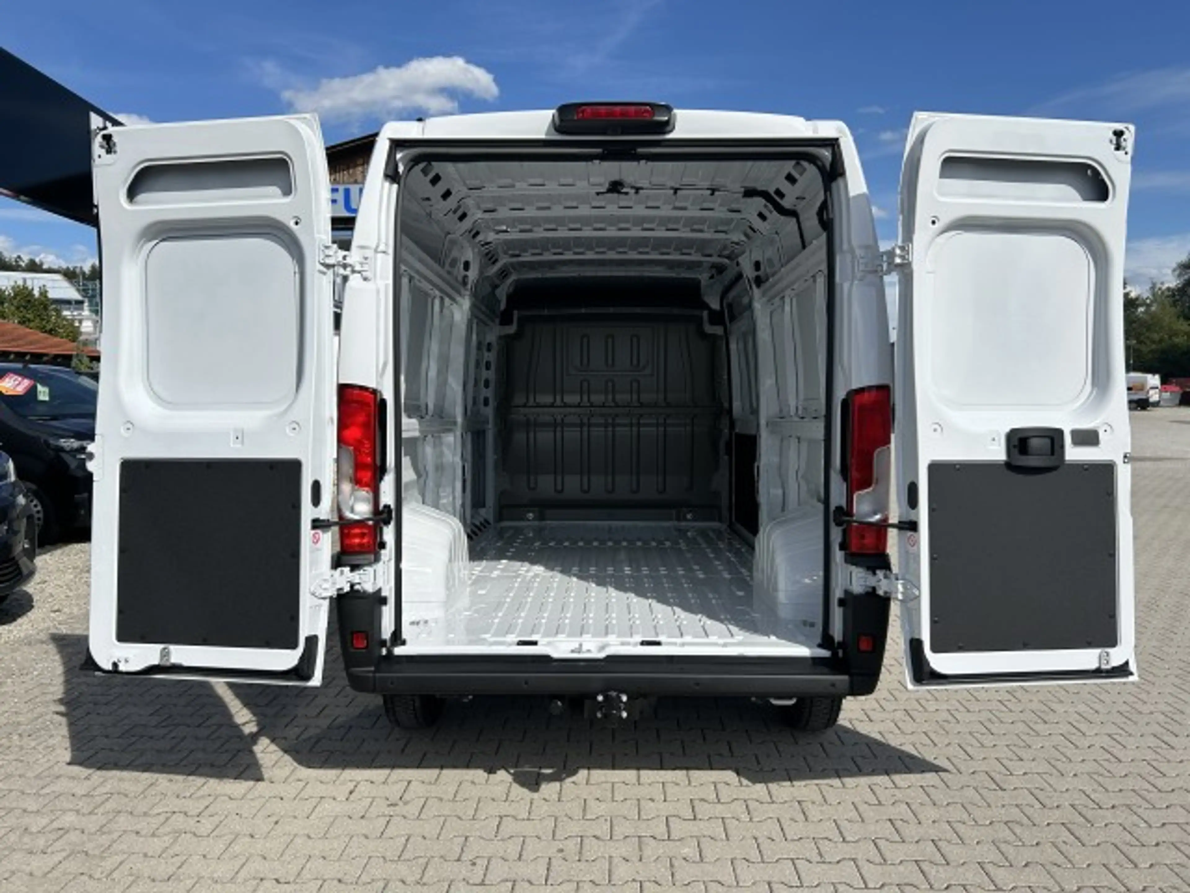 Fiat Ducato KASTENWAGEN MAXI 35 L3H2 140 MT — photo 7