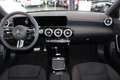 Mercedes-Benz CLA 200 Coupé AMG Panorama 360 Kamera Ambiente Zwart - thumbnail 9
