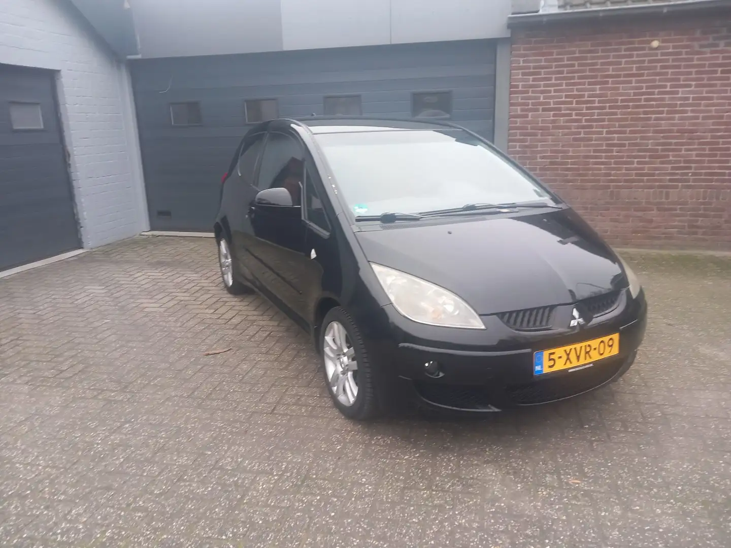 Mitsubishi Colt 1.3 Invite,Airco,Lichtmetalen velgen,Radio cd spel Noir - 2