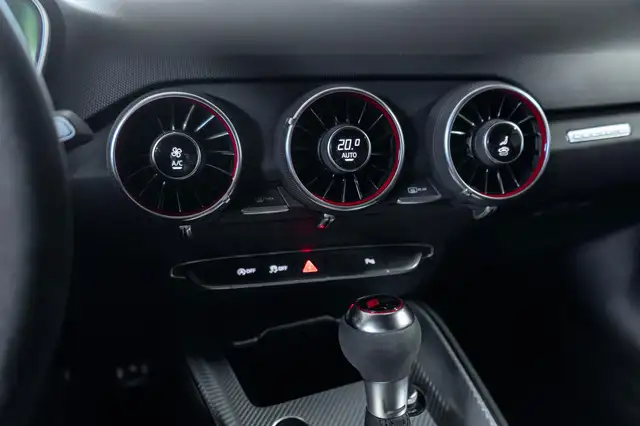 Audi TT RS view 19