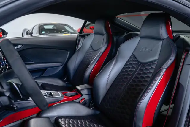 Audi TT RS view 14