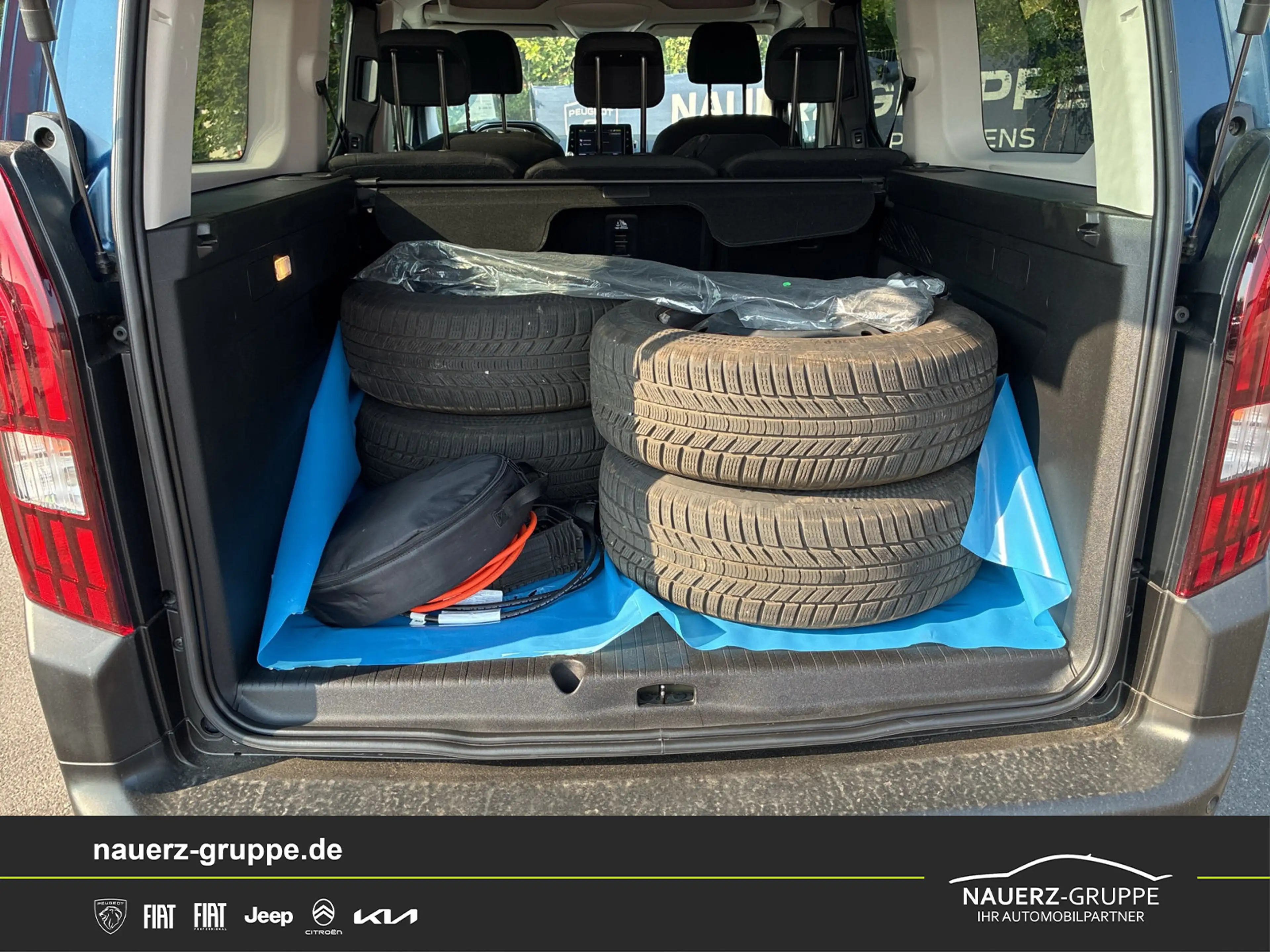 Peugeot e-Rifter Allure Pack L2 — photo 6