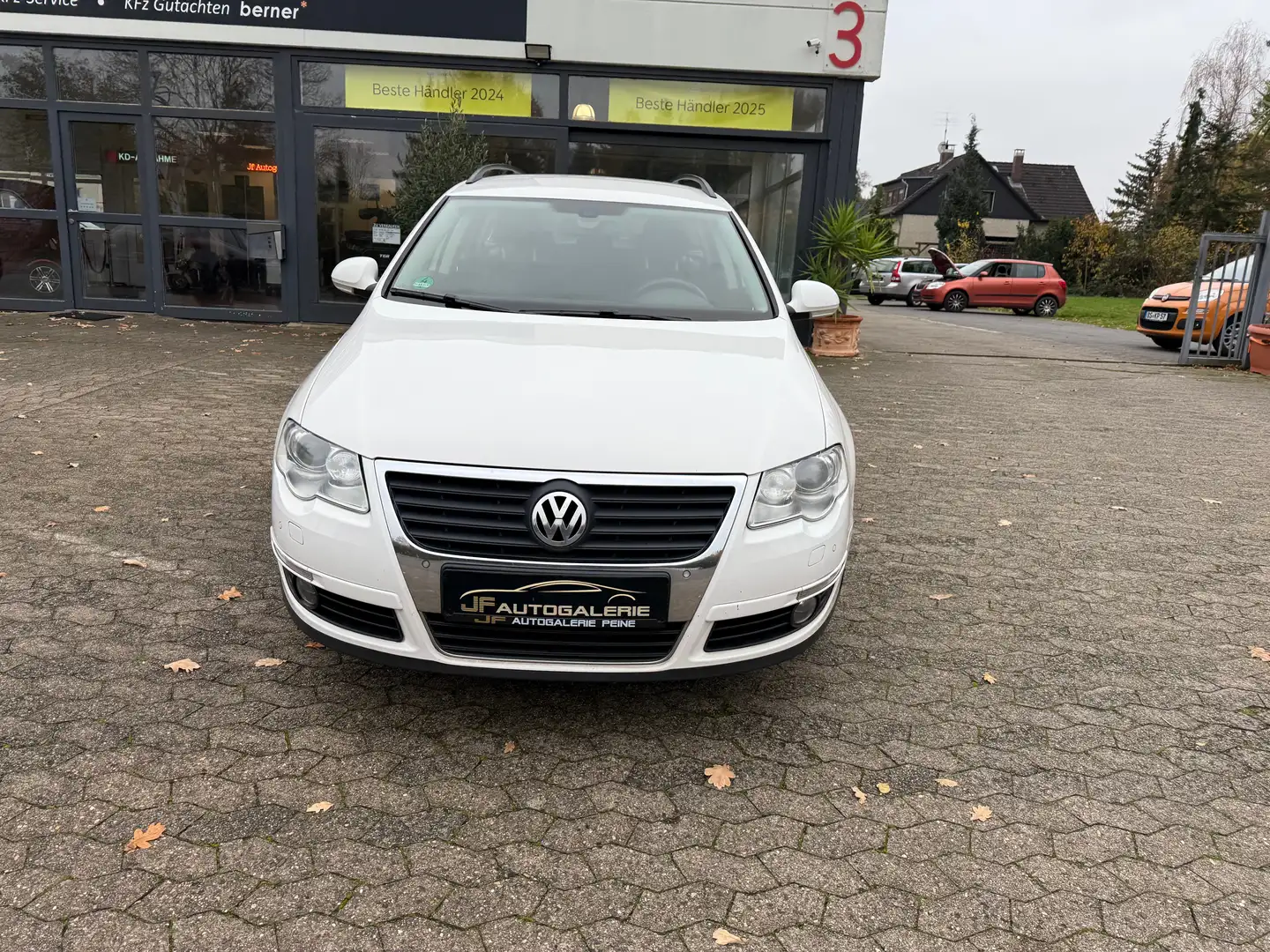 Volkswagen Passat Variant Comfortline TDI BlueMotion"1.HAND"TÜV/"NEU" Weiß - 2