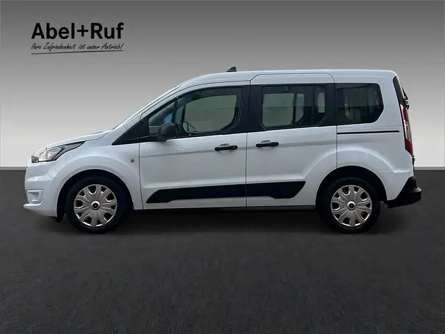 Ford Transit Connect view 6