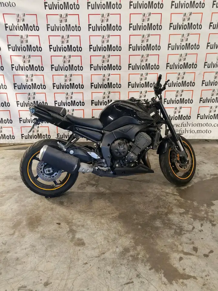 Yamaha FZ 8