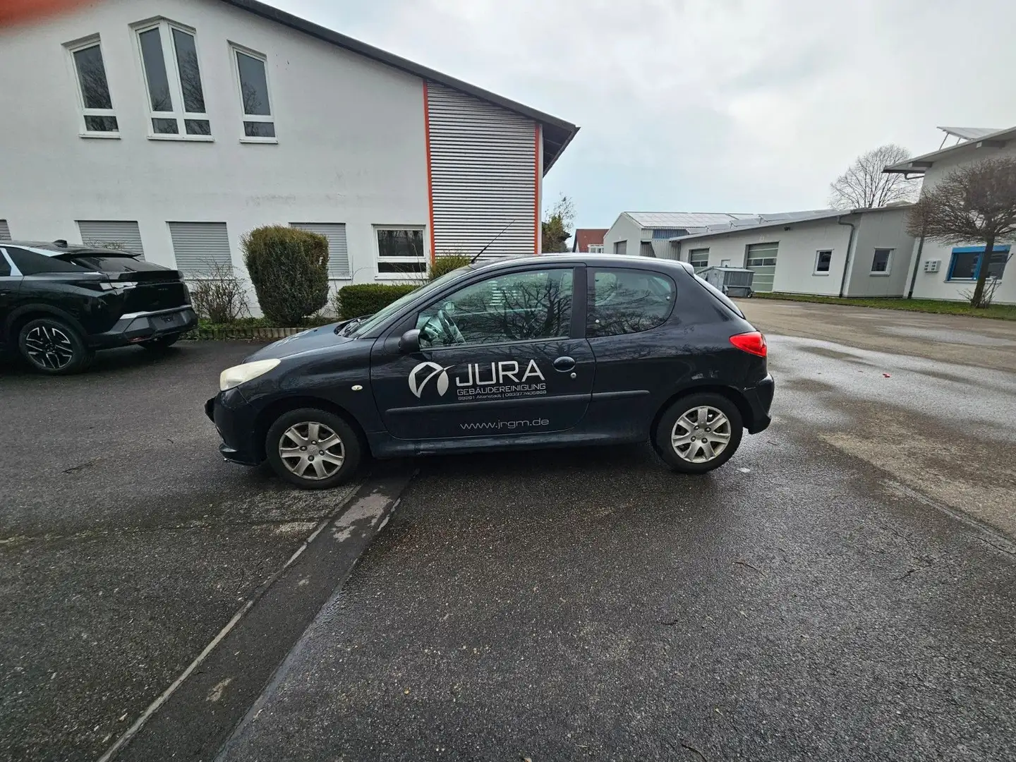Peugeot 206 + Basis Grau - 1