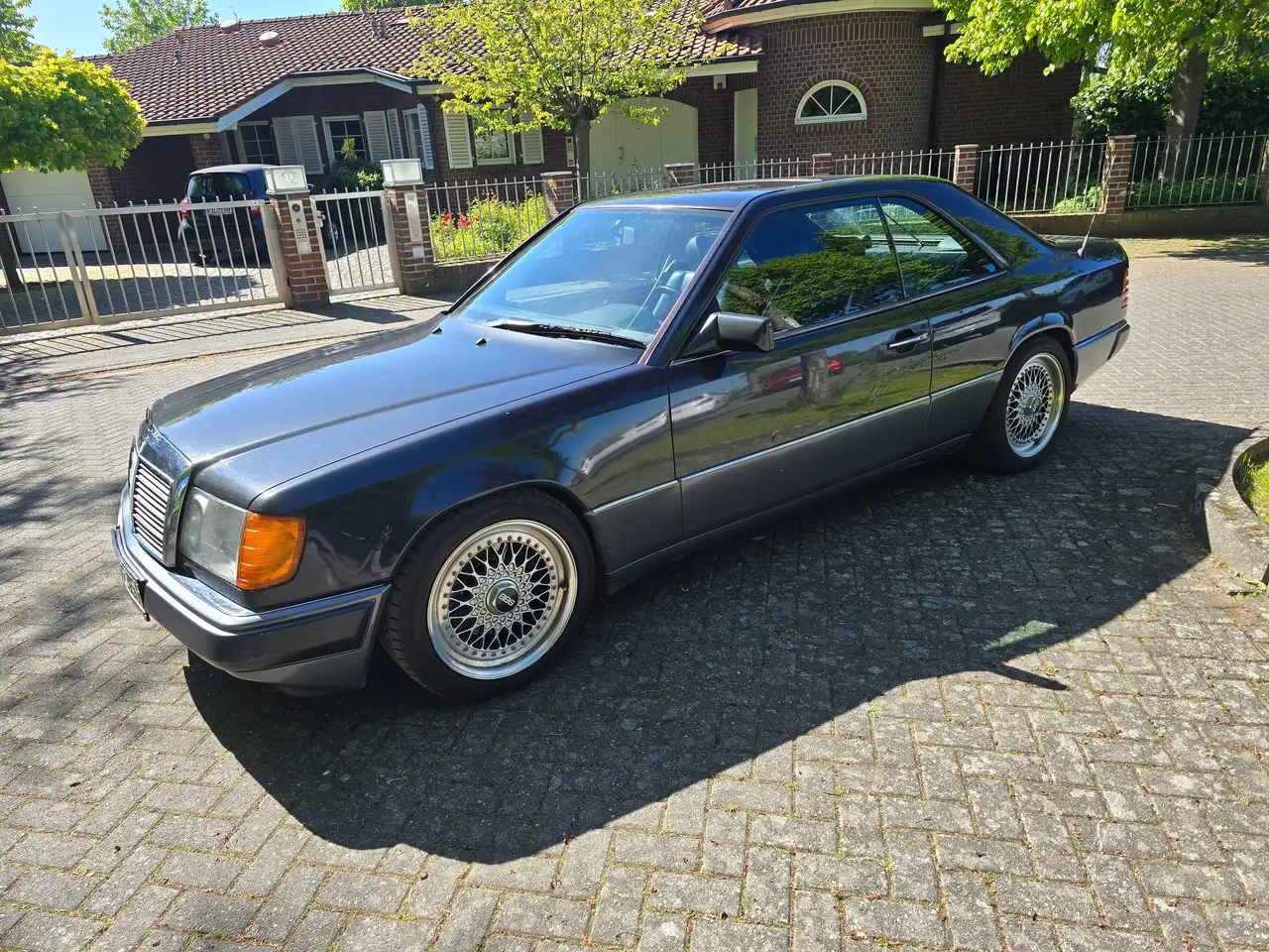 Mercedes-Benz Baureihe 124 CE-Klasse 300 CE, foto 2