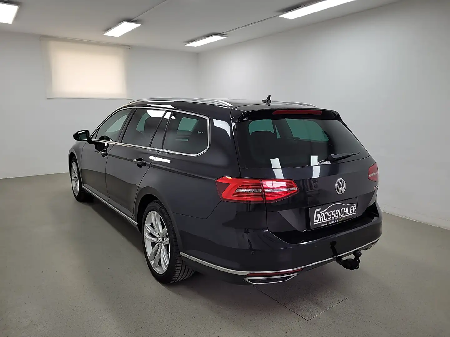 Volkswagen Passat Variant SCR Highline TDI 4Motion DSG AHK, Fernlichtassi... Schwarz - 2