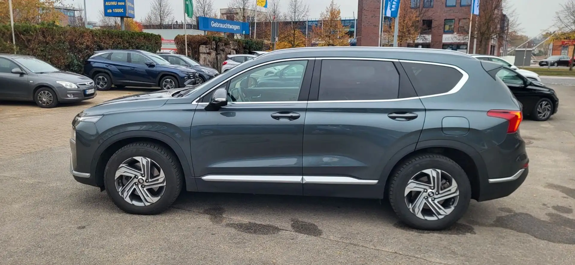 Hyundai SANTA FE 2.2 CRDi Signature 4WD DCT SEVEN Grau - 2