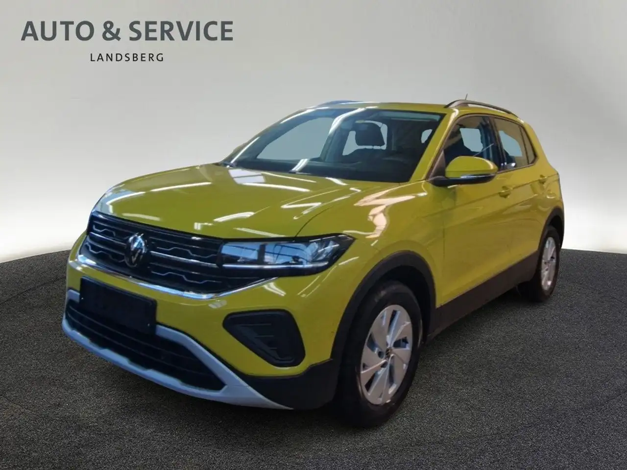 Volkswagen T-Cross Life 1.0 l TSI 5-Gang *LED* Aktion — photo 1 of 10
