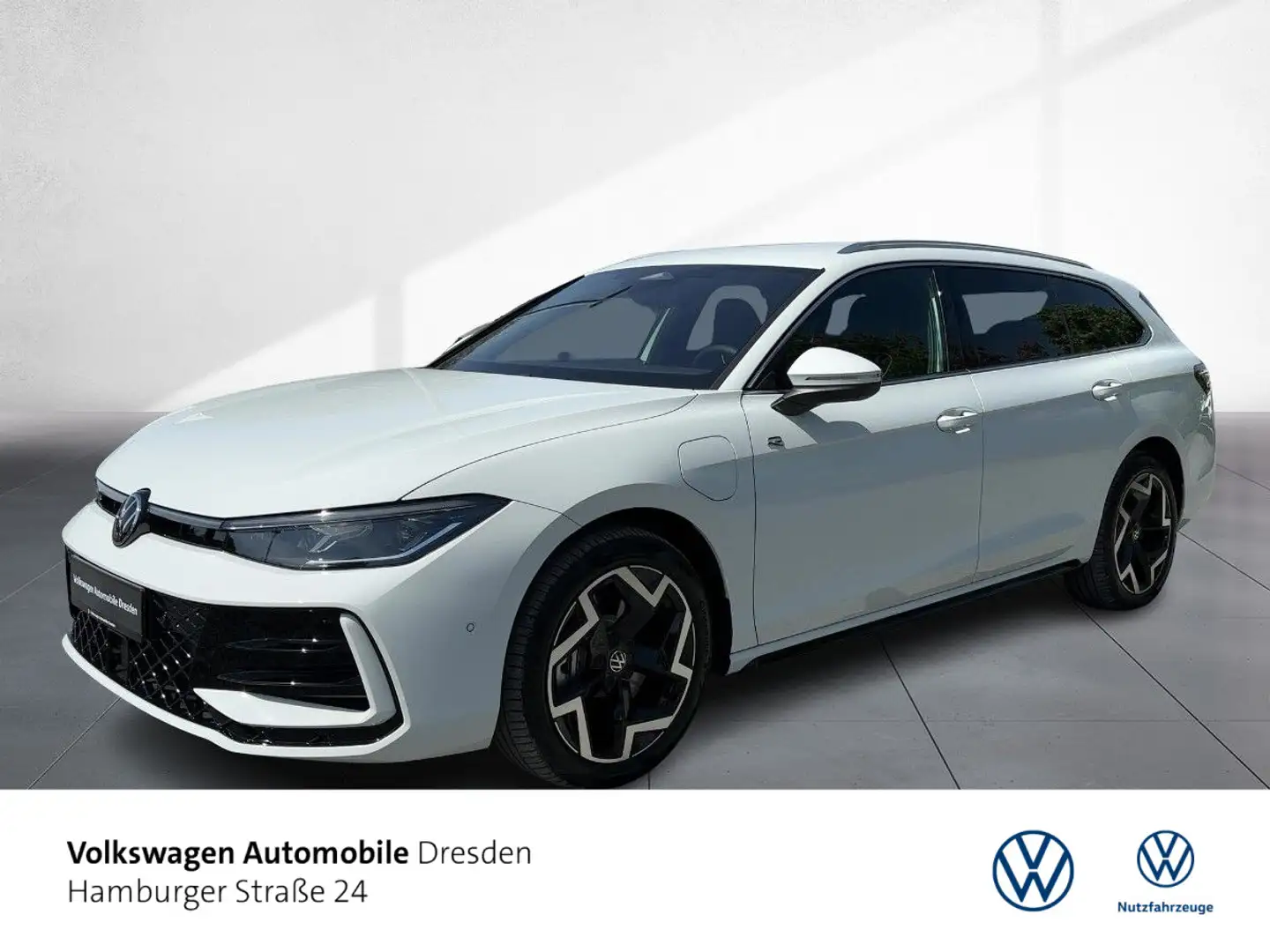 Volkswagen Passat Variant R-Line 1,5 eHybrid DSG AHZV LEDER Weiß - 1