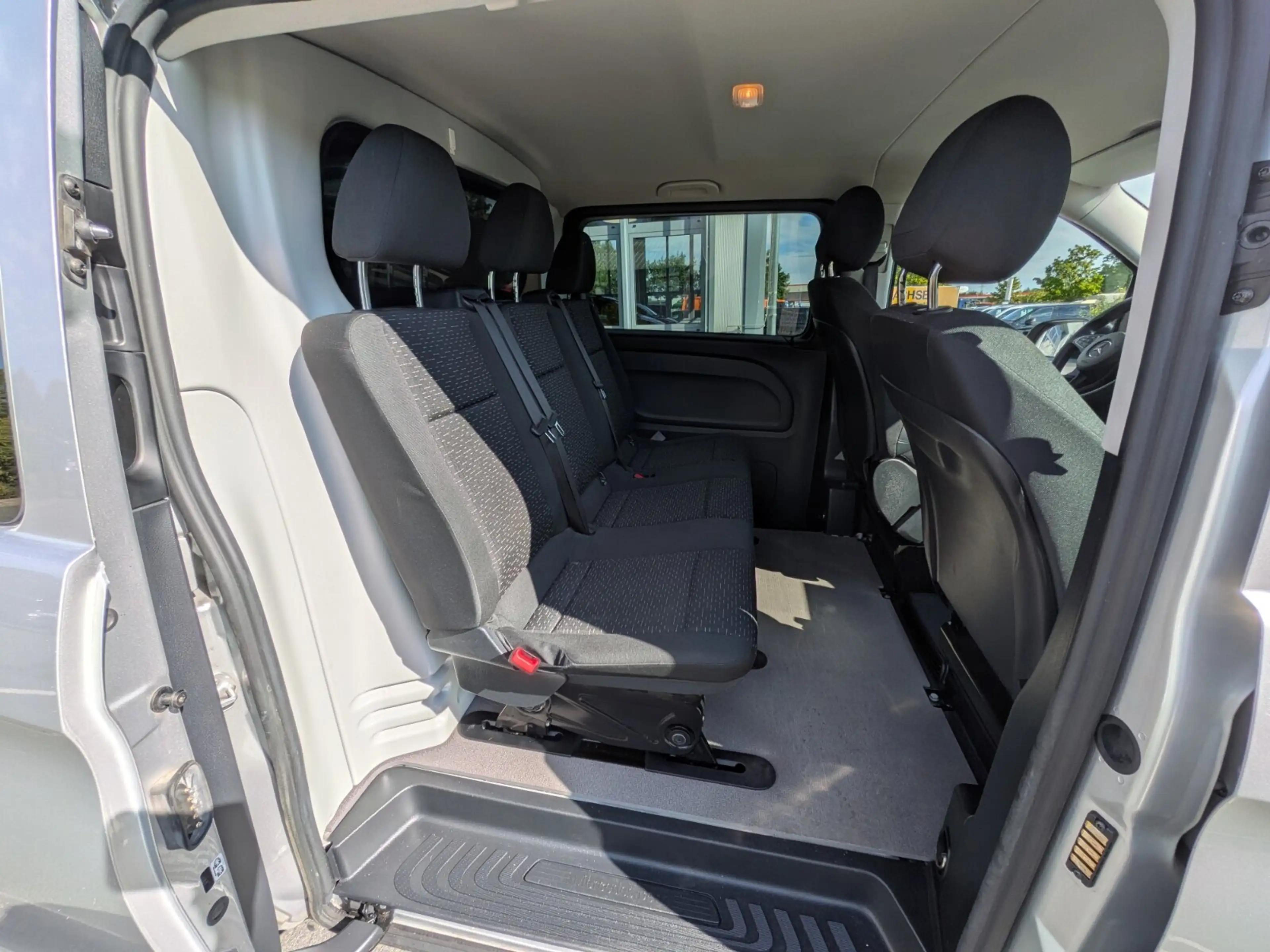 Mercedes-Benz Vito Vito 114 4x4 Mixto/K 9G Navi Klima Standhzg. PKW — photo 9