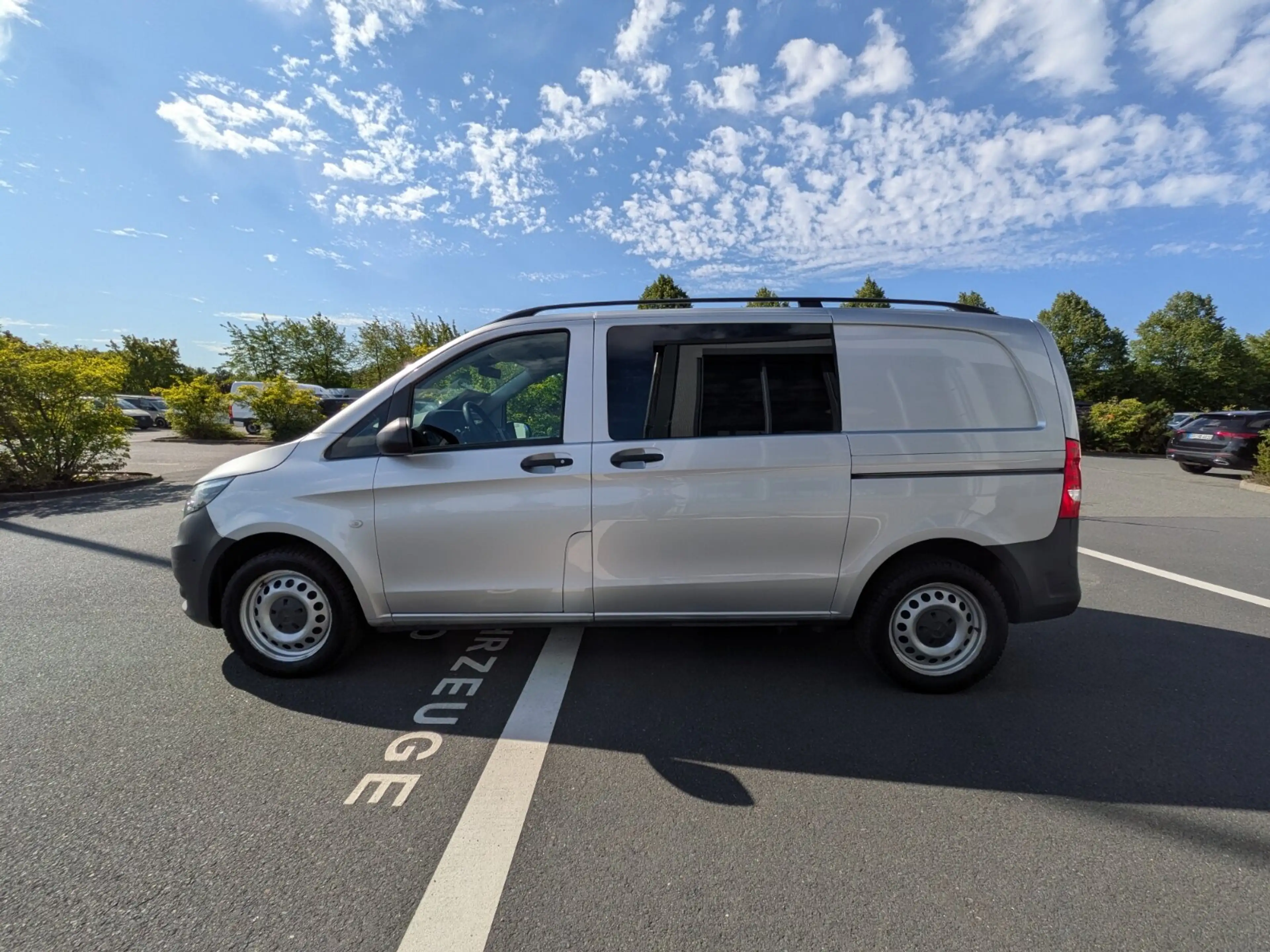 Mercedes-Benz Vito Vito 114 4x4 Mixto/K 9G Navi Klima Standhzg. PKW — photo 7