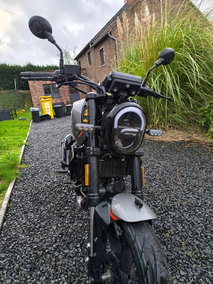 Benelli Leoncino 125cc Szürke - 1