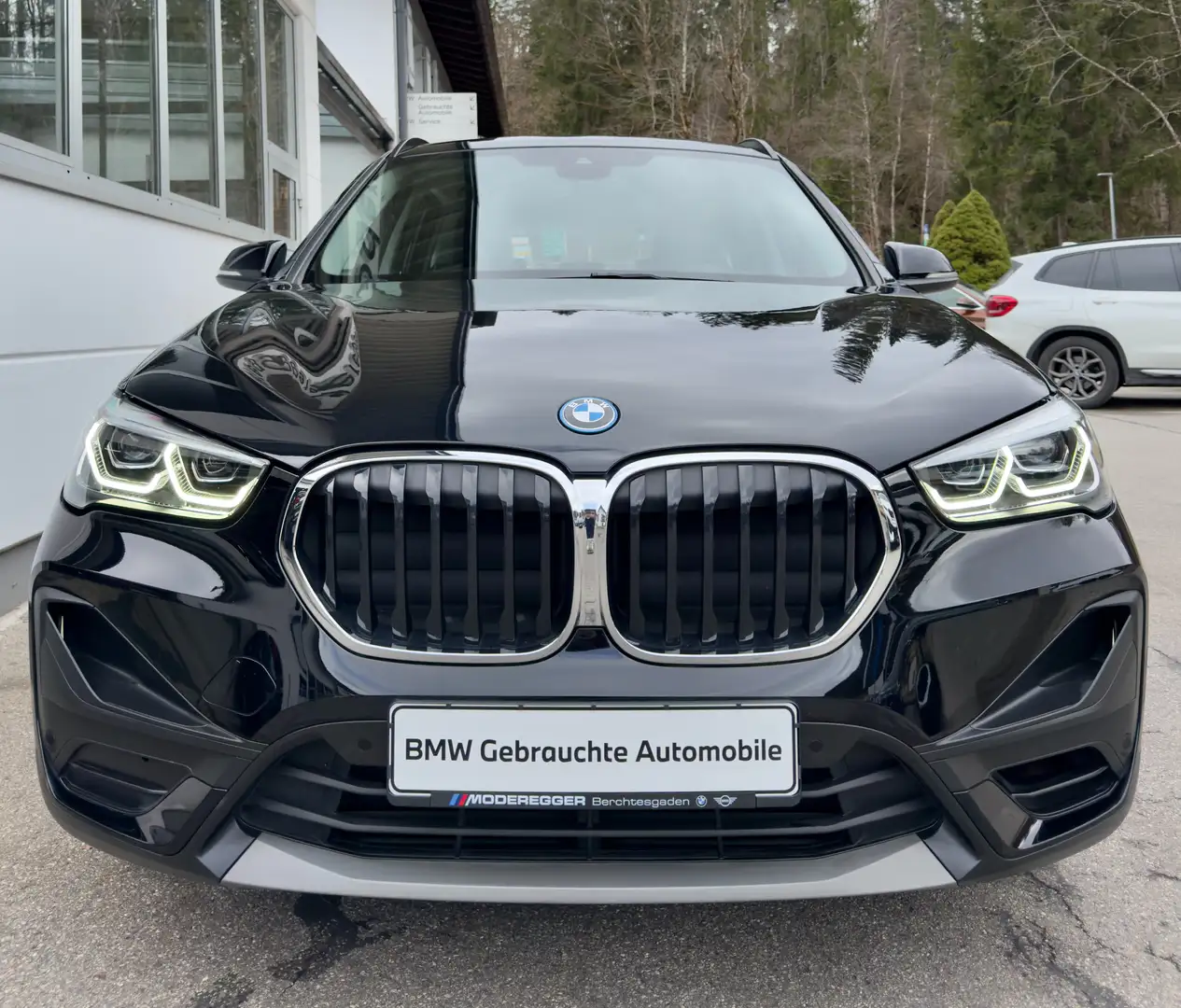 BMW X1 xDrive25e AHK|LED|Business|RFK|Sportsitze|Komfort Negro - 2