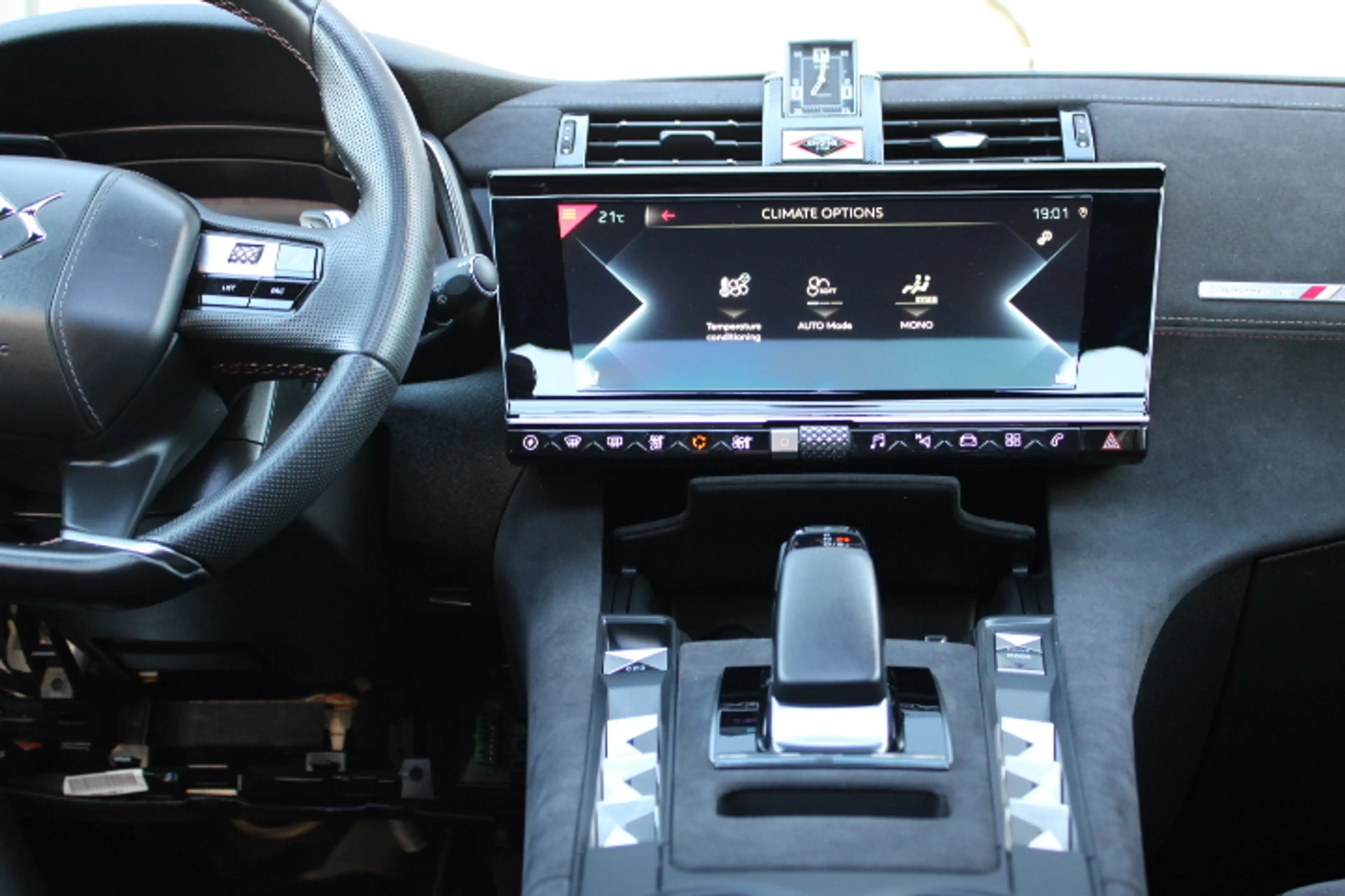 DS Automobiles DS 7 Crossback E-Tense 4x4 Performance Line 300 pk - Panoramadak — photo 22