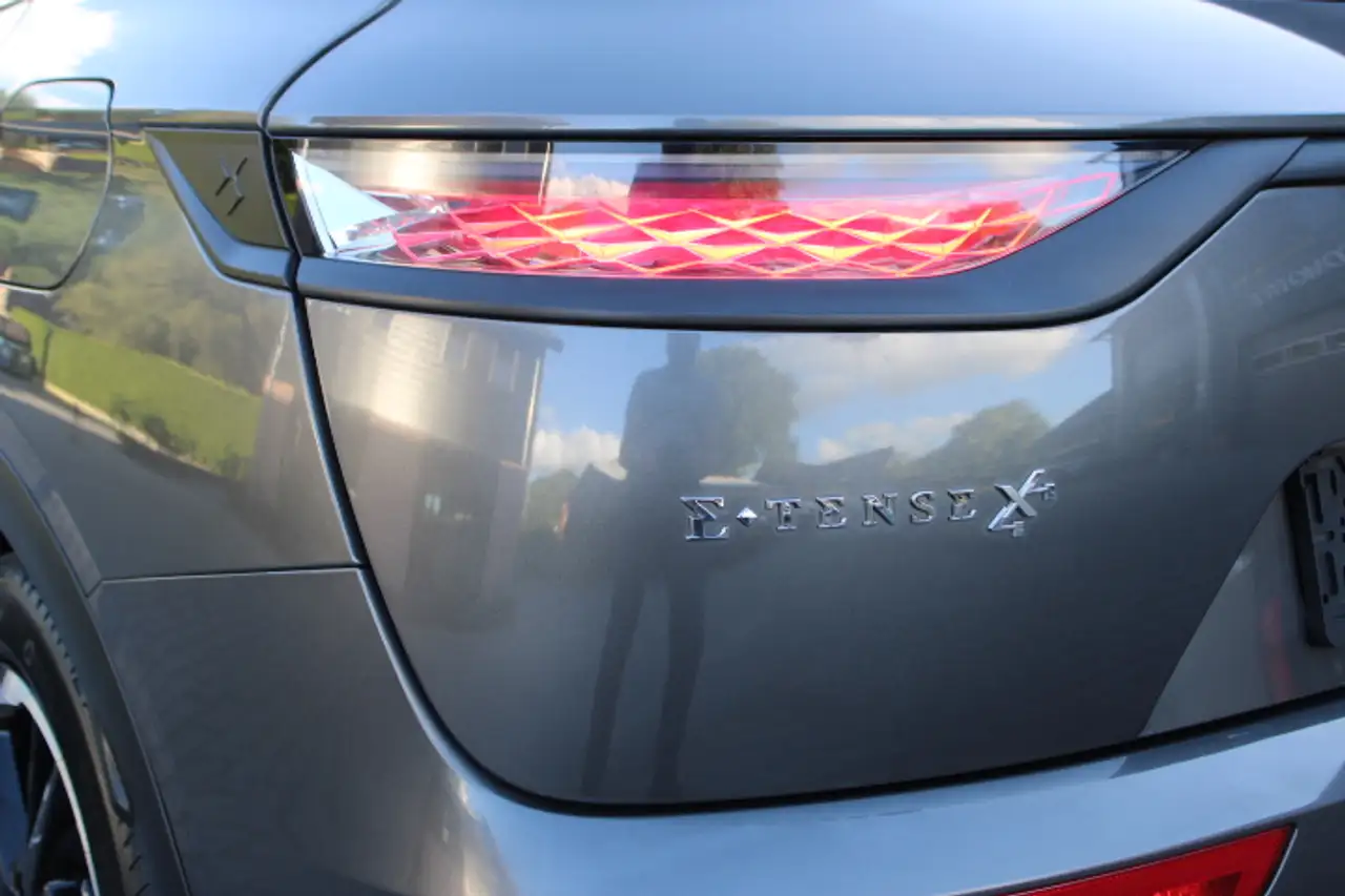 DS Automobiles DS 7 Crossback 2022 — фото 13