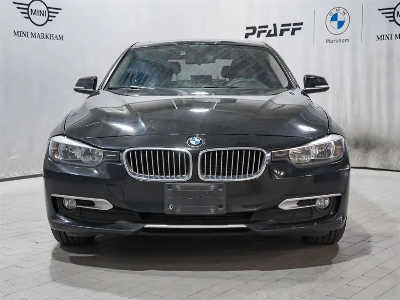 BMW 3 Series снимка BMW 3 Series