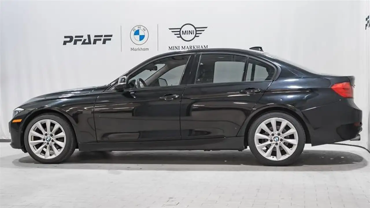 BMW 3 Series снимка BMW 3 Series