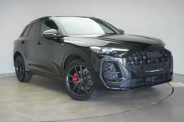 2025 Audi Q5 in Black for sale