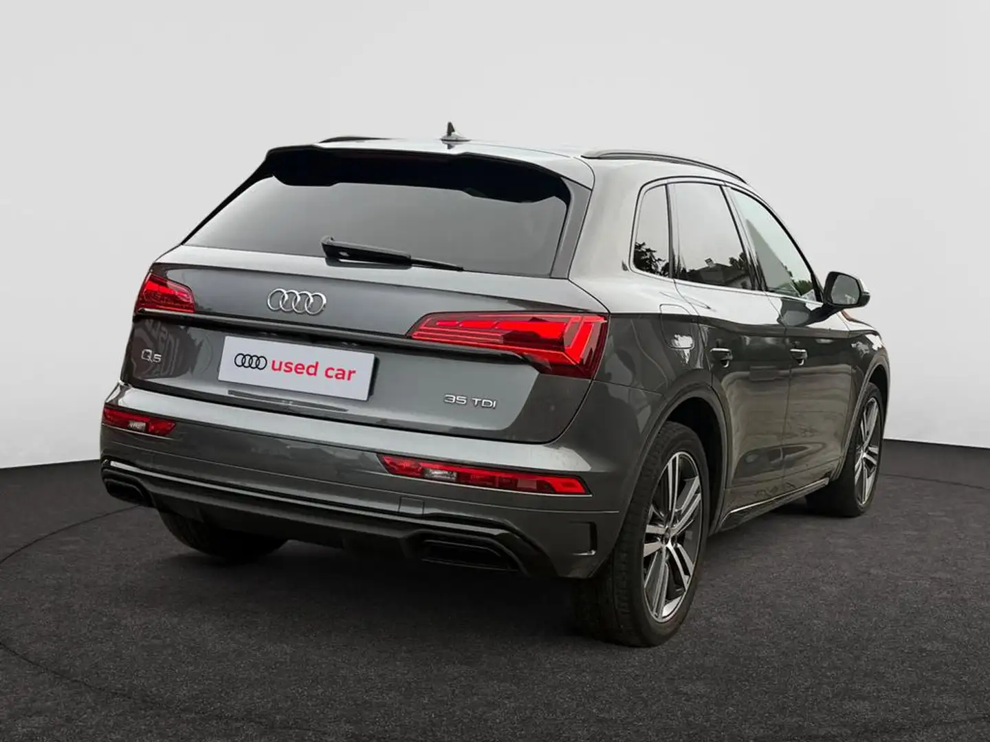 Audi Q5 Audi Q5  Business Edition S line 35 TDI  120(163) kW(ch) S tronic Grau - 2