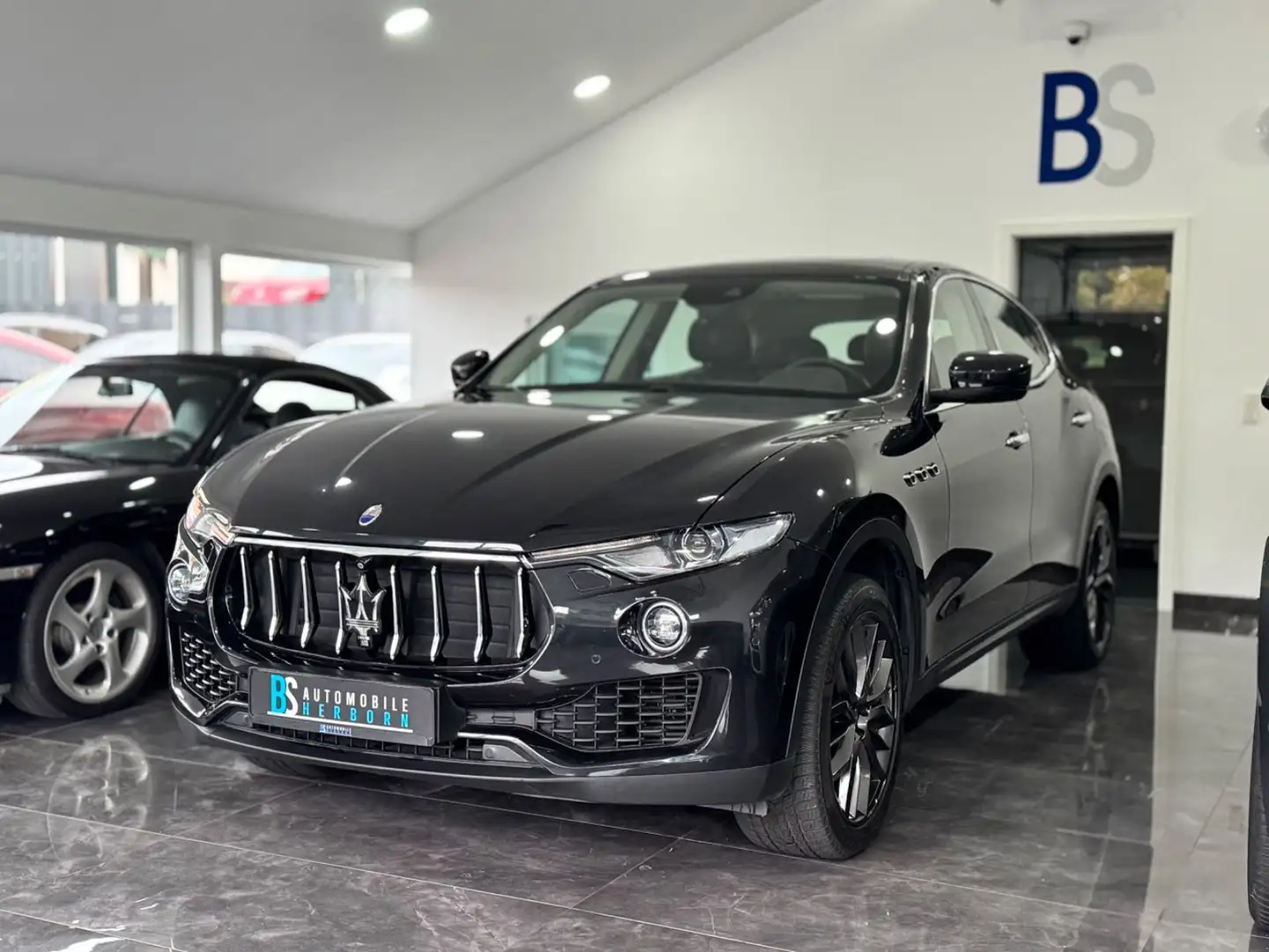 Maserati Levante Q4/Luft/360°/Pano/CarPlay/Memory/Deutsch Gris - 2