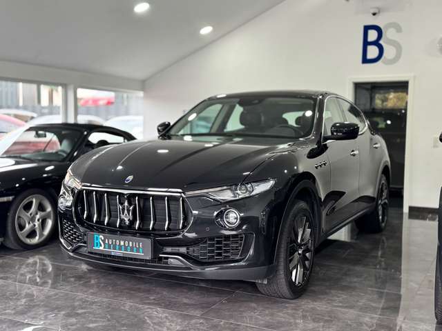 Maserati Levante Q4/Luft/360°/Pano/CarPlay/Memory/Deutsch