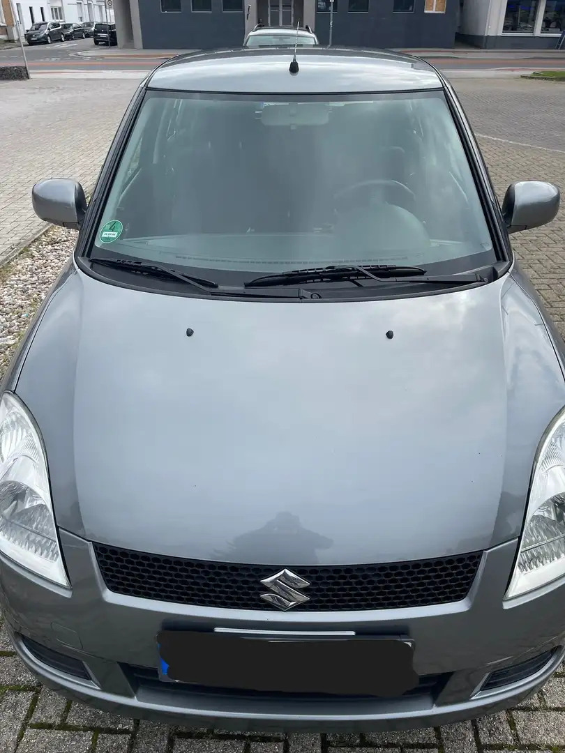 Suzuki Swift Swift 1.3 Club Grau - 2